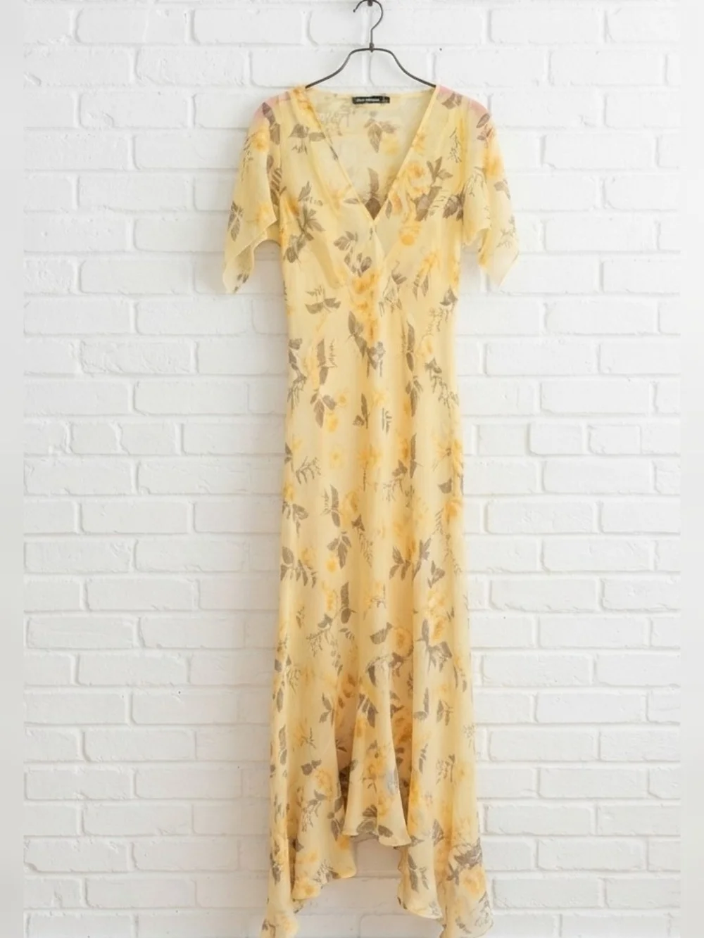 Abercrombie & Fitch Pale Yellow Floral V-Neck Maxi Dress